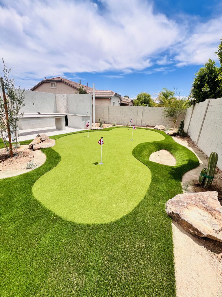 Putting-greens-artificial-grass