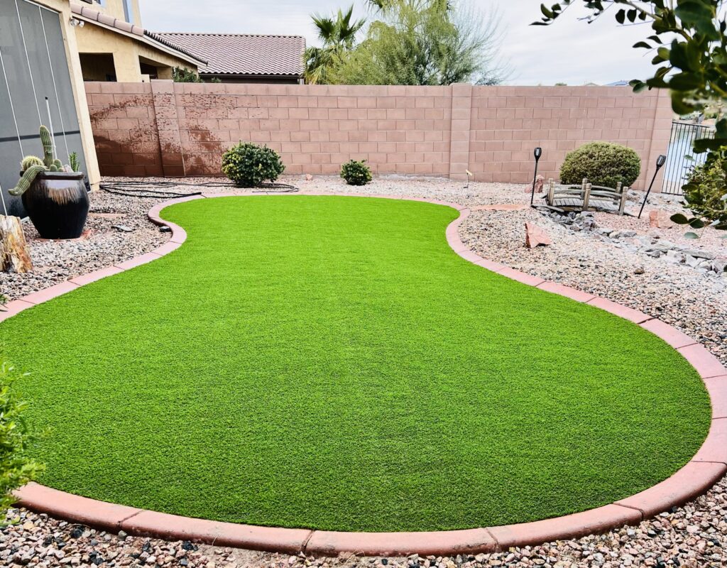 backyard-artificial-grass-1