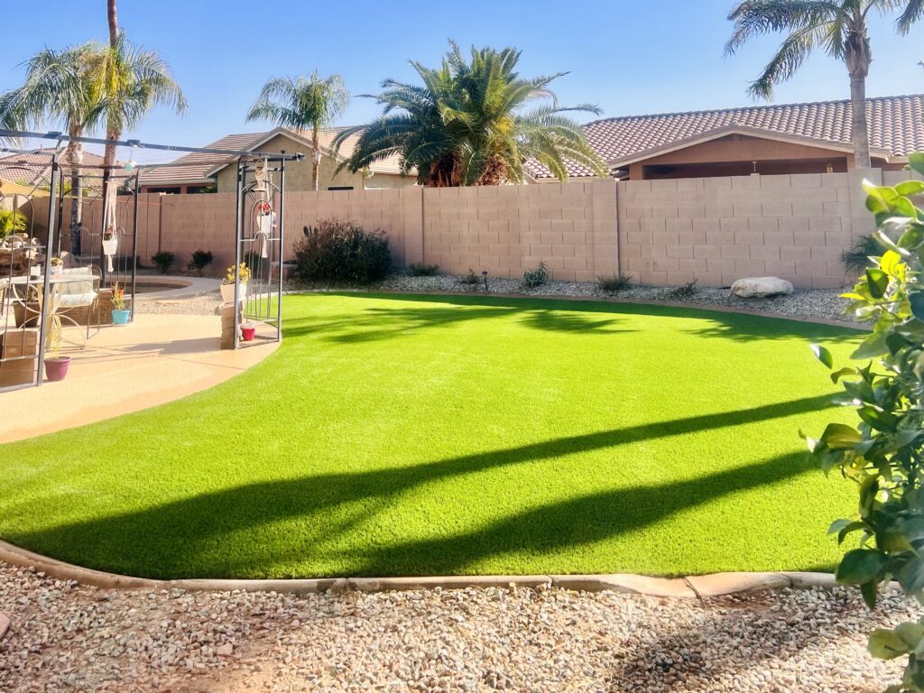 backyard-artificial-grass-2